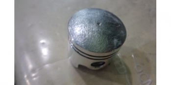 Поршень D40