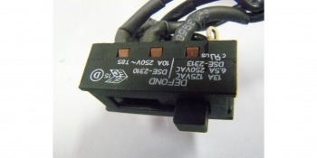Выключатель DSE-2310 10A 250V~ T85 U403-180-007